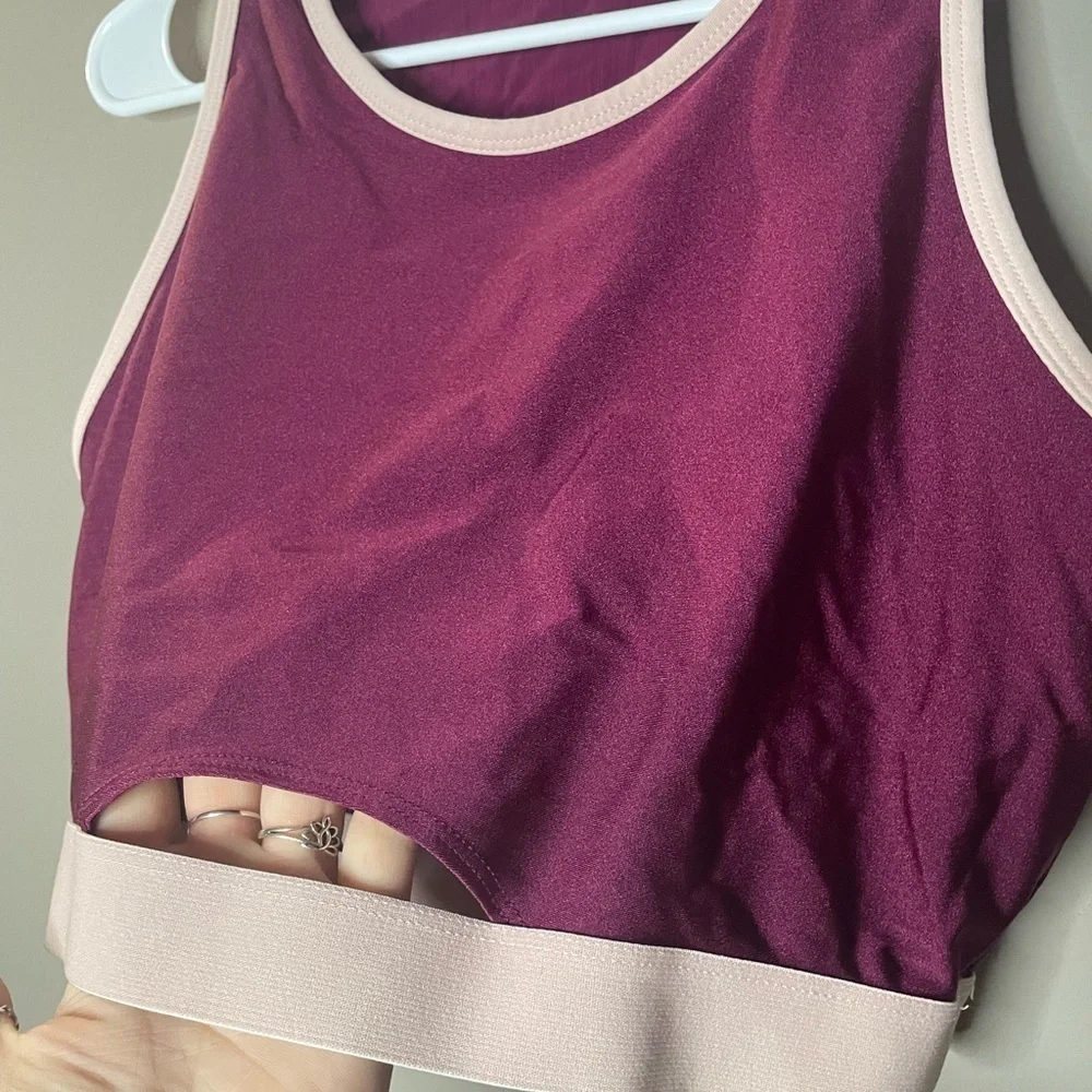 Fabletics Luana Midi Sports Maroon Bra Size M